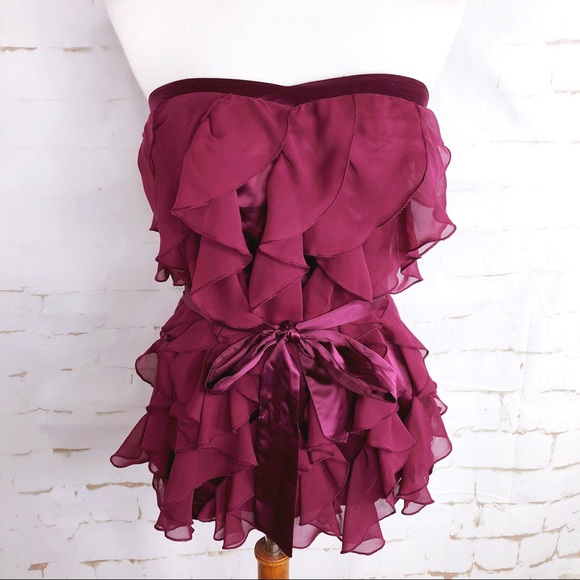 XOXO Tops - XOXO Ruffle Halter Top Woman’s Size Medium